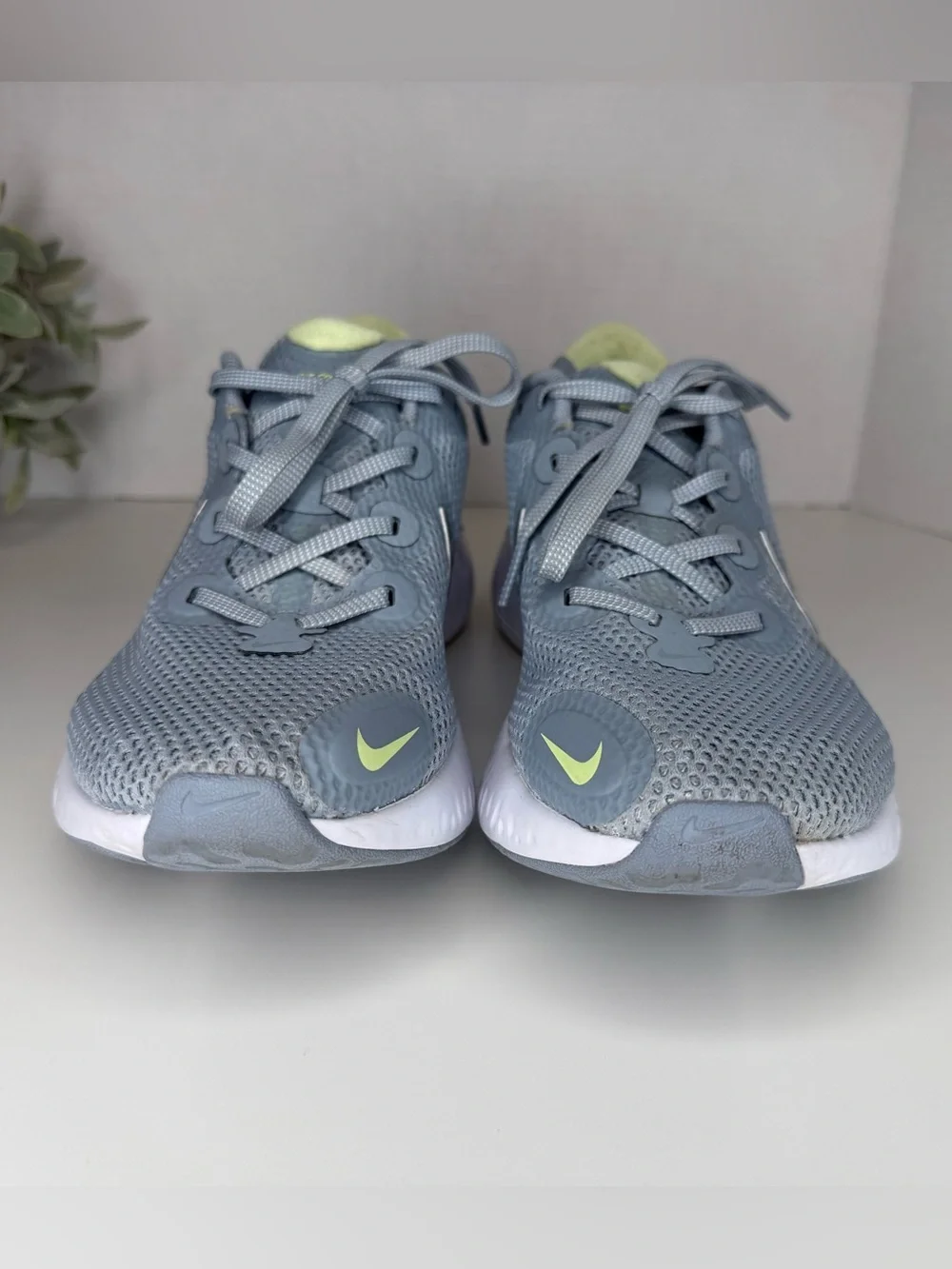 Nike Womens Renew Run Womens Casual Running Shoe in Obsidian Mist Size 10